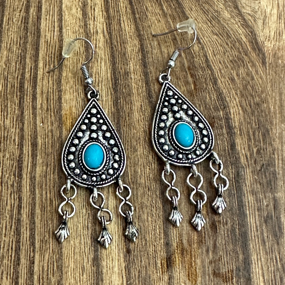 Vintage Western Silvertone‎ and Fuax Turquoise Dangle Earrings